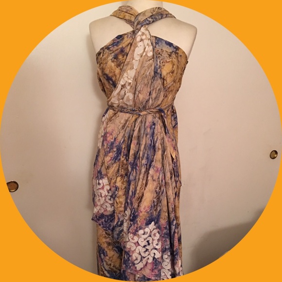 ONE SIZE Fits All Wear 100 Ways - Picture 5 of 8